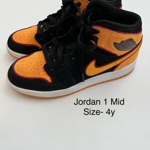 Jordan 1 Mid Kids Shoes - Black and Orange